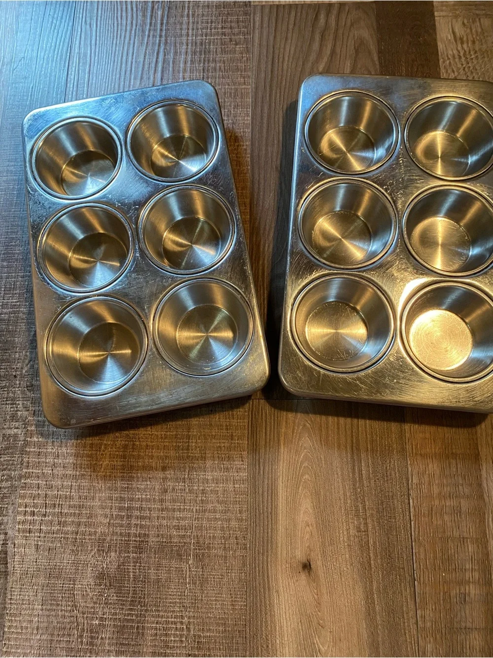6-Cup Stainless Steel Muffin Pan Set in Silver - Non-Branded Vintage